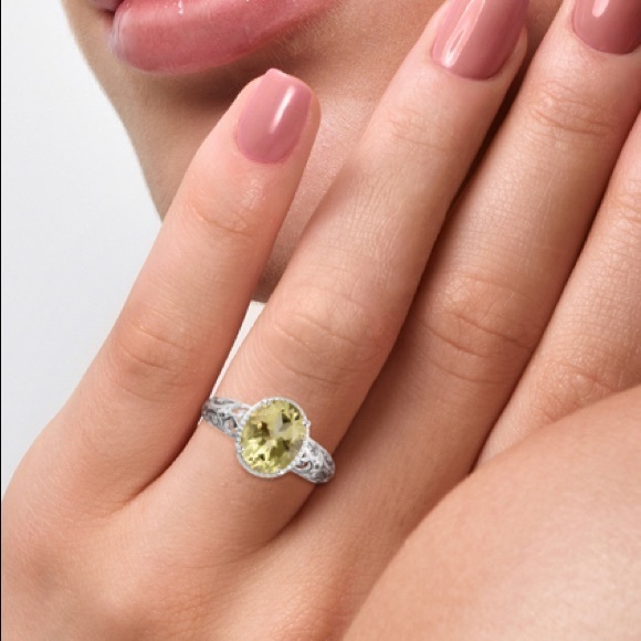 2.45 ctw Brazilian Lemon Quartz Ring size 8 - Picture 3 of 3